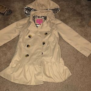 🌟MAKE OFFER🌟 💧Little girl rain coat💧